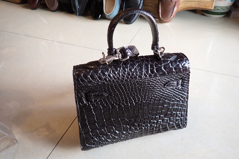  crocodile bag bangkok leather custom made 