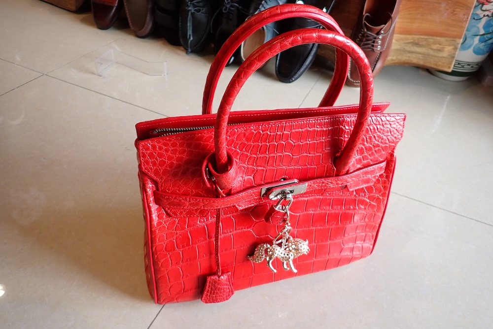  crocodile bag leather hand made thailand 