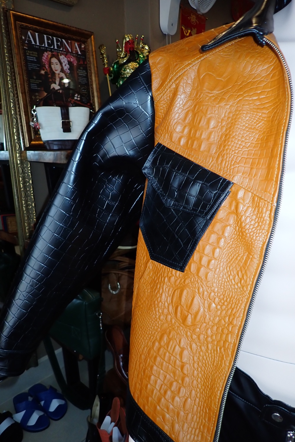  crocodile leather 