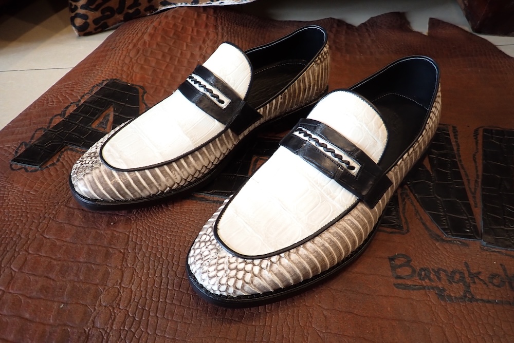  shoes leather hand made python 
